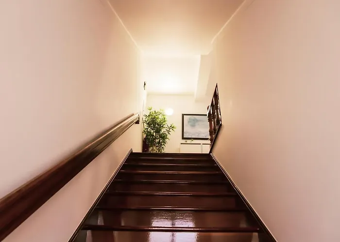 בית נופש Marlin House בליאל