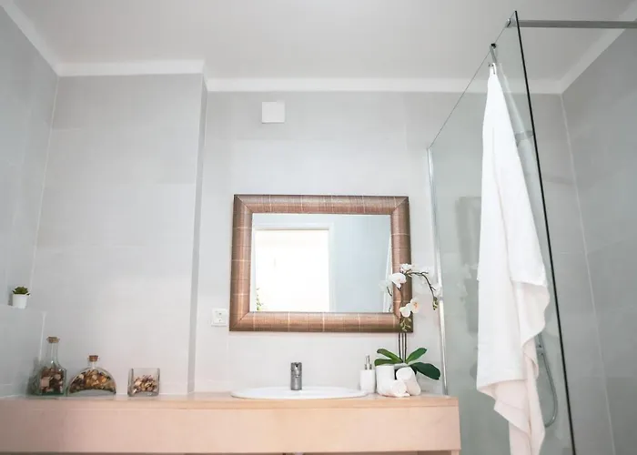 Marlin House Tatil Evi Baleal